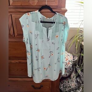 BRAND NEW DANIEL RAINN SHIRT